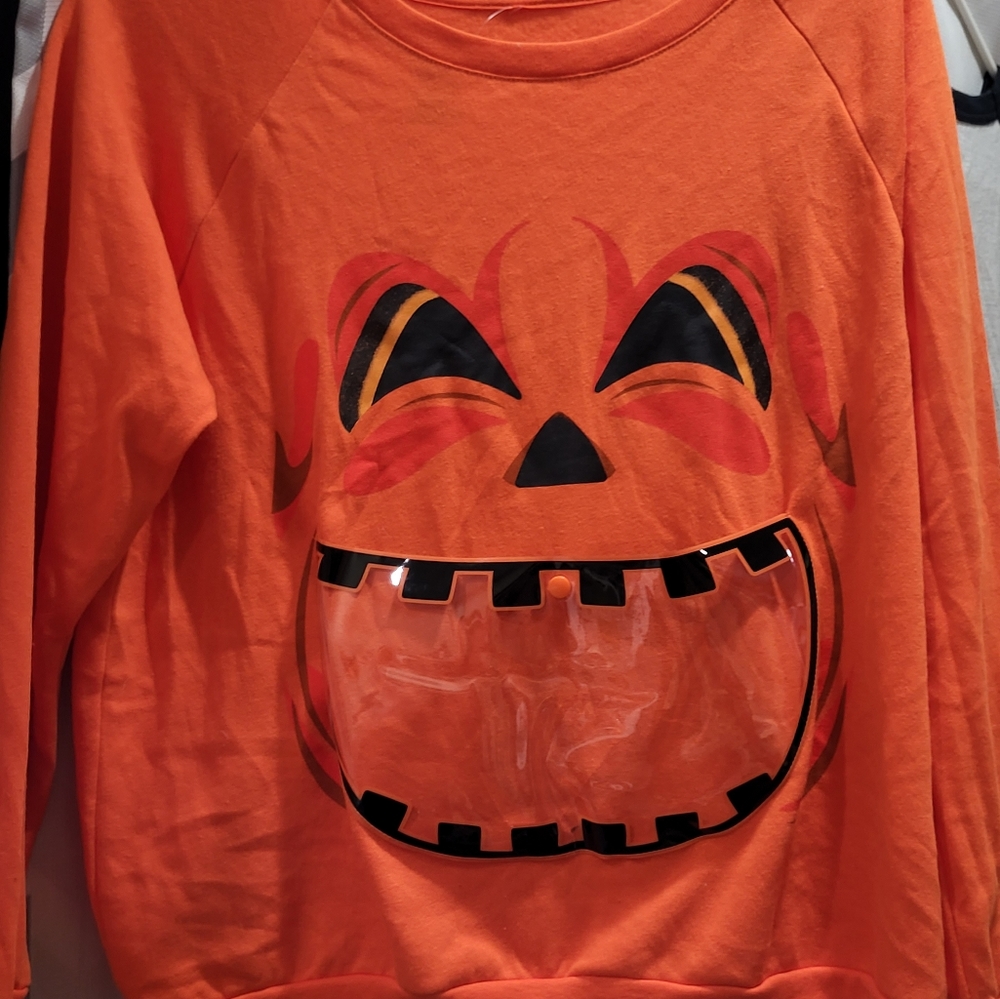 Women's trick or treat sweat shirt!